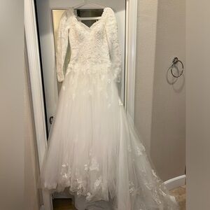 Essence of Australia Wedding Gown
